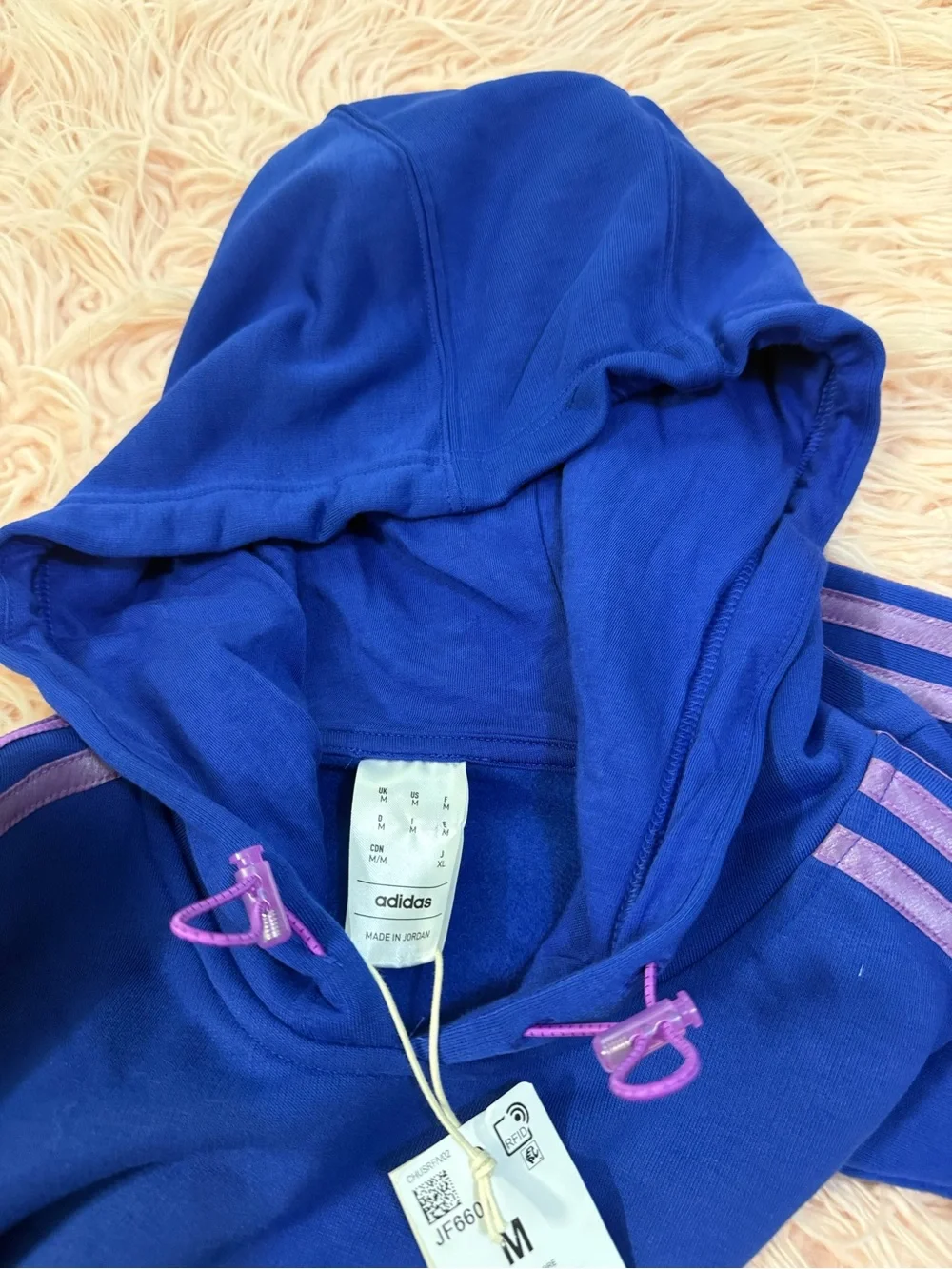 Adidas Sun Hoodie Medium